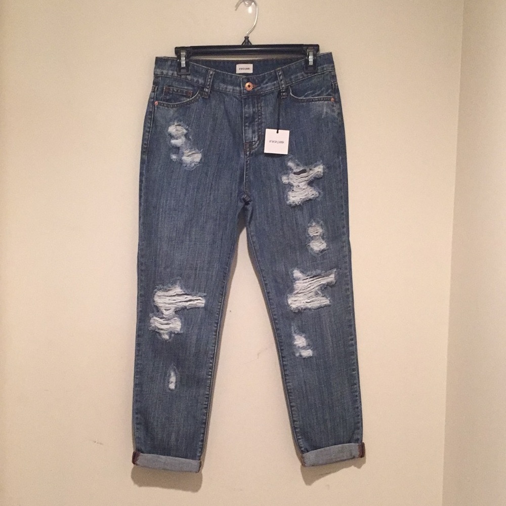 🍁Sneak Peek 🍁 Boyfriend jeans